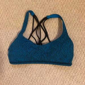 Lululemon sports bra!